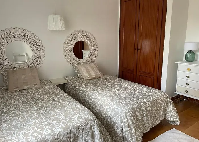 Amura En Playa De Cucharas *